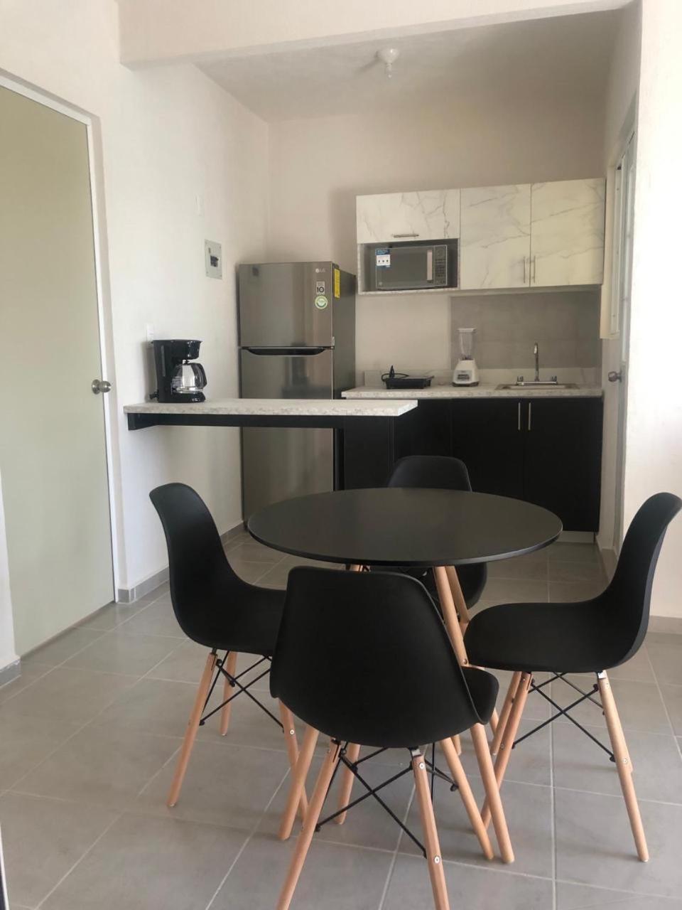 Apartamento Familiar Con Alberca En Плая дел Кармен Екстериор снимка